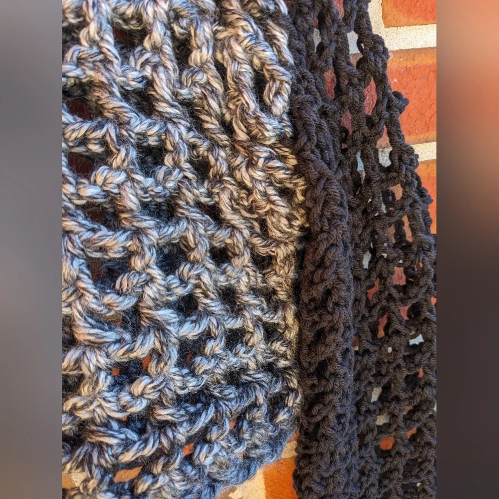 Handcrafted | Stormy | Crochet Sweater - Picture 4 of 7